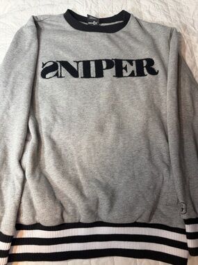 'SNIPER’ 1K 1800 Crewneck Grey Sweatshirt with Black and white